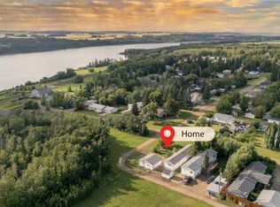 121 N Lindgren St, Ferintosh, AB T0B 1M0