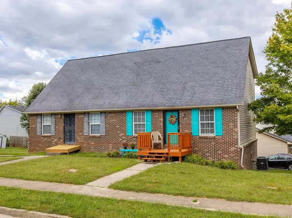 207 Maple Leaf Ln, Nicholasville, KY 40356