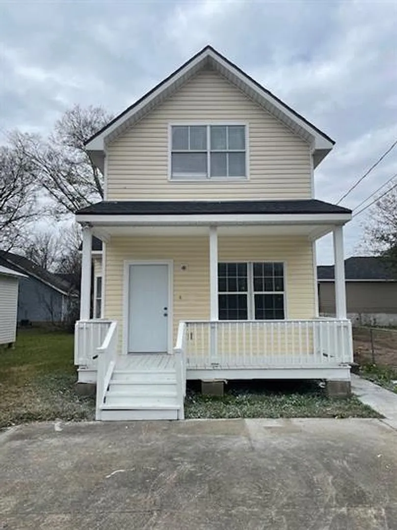 House for Rent — Photo 2