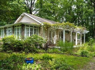 205 S Townsend St, New Buffalo, MI 49117