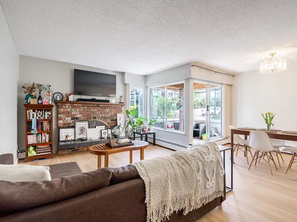 1390 Martin St #204, White Rock, BC V4B 3W5
