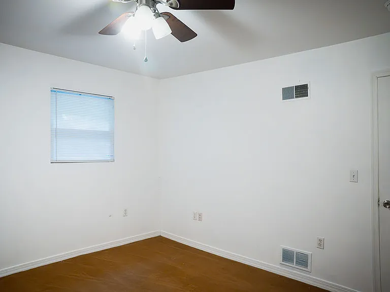 301 S Main St #307 — Photo 3