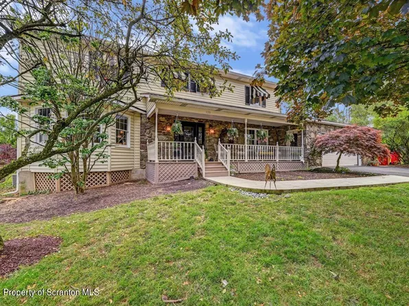 135 Belmont Ave, Clarks Green, PA 18411