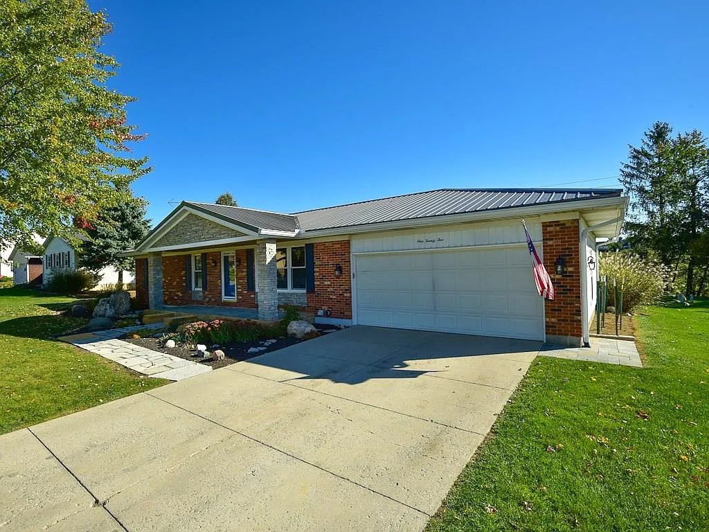 125 S Heather Hill Dr photo 1