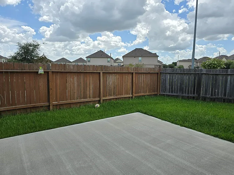18707 Brisbane Creek Ct — Photo 22