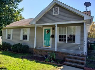 315 E Gilbreath St, Graham, NC 27253