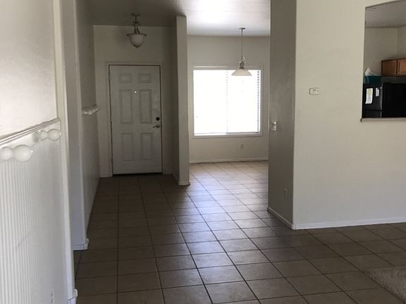 2nd image of 1286 E Bluebird Dr