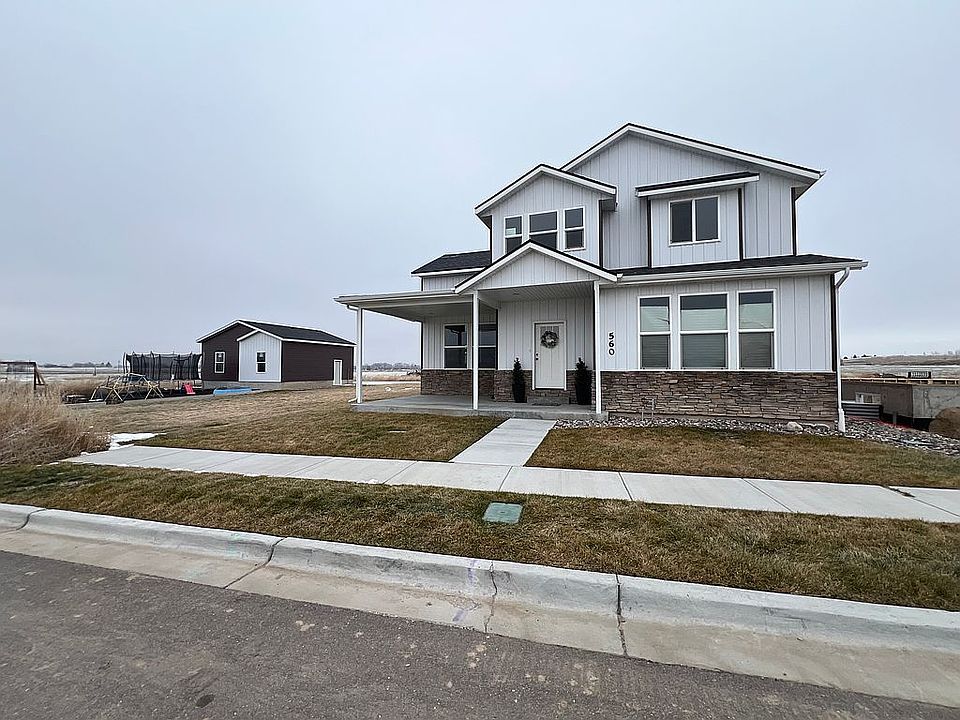 1st image of 560 Aurora Blvd