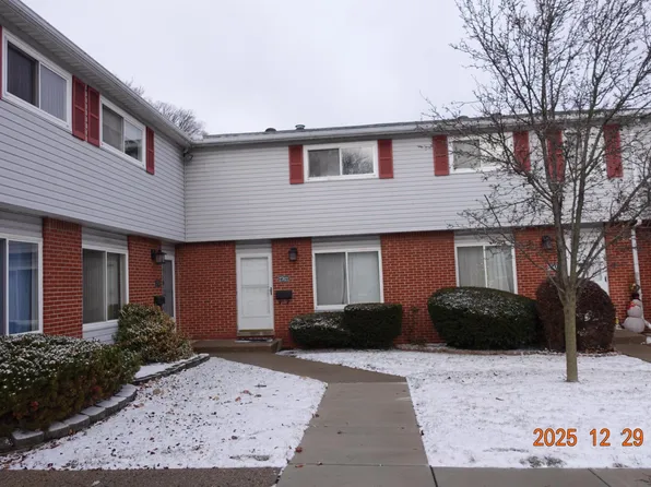 27821 Eastwick Sq #10, Roseville, MI 48066