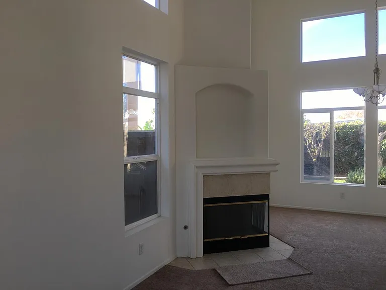 671 Bennett Ave — Photo 10