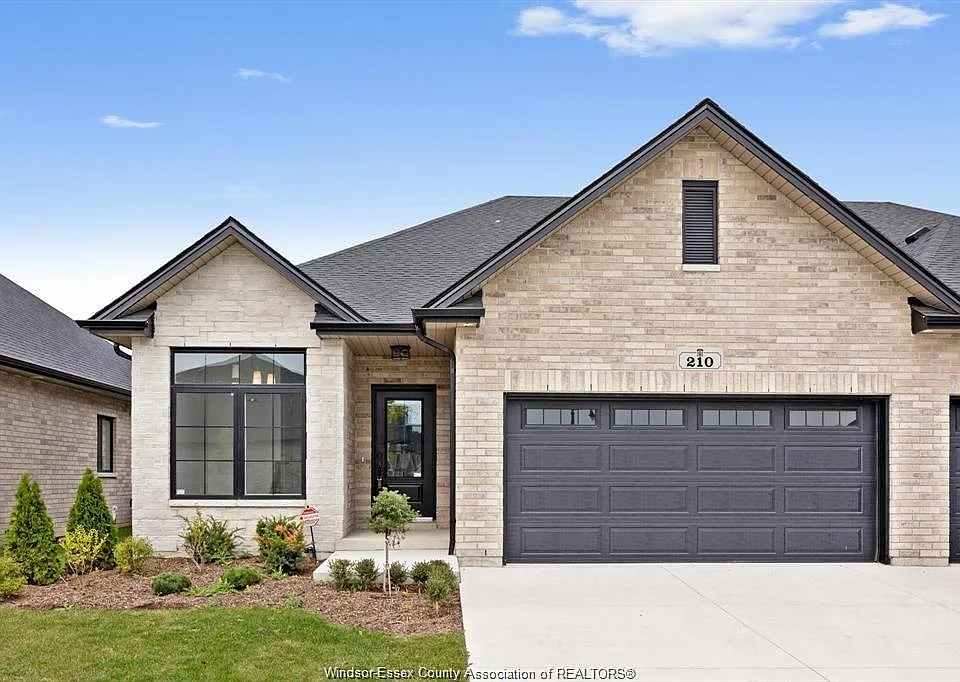 210 McLellan Ave