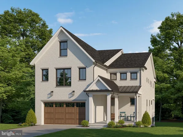 5600 Oakmont Ave, Bethesda, MD 20817