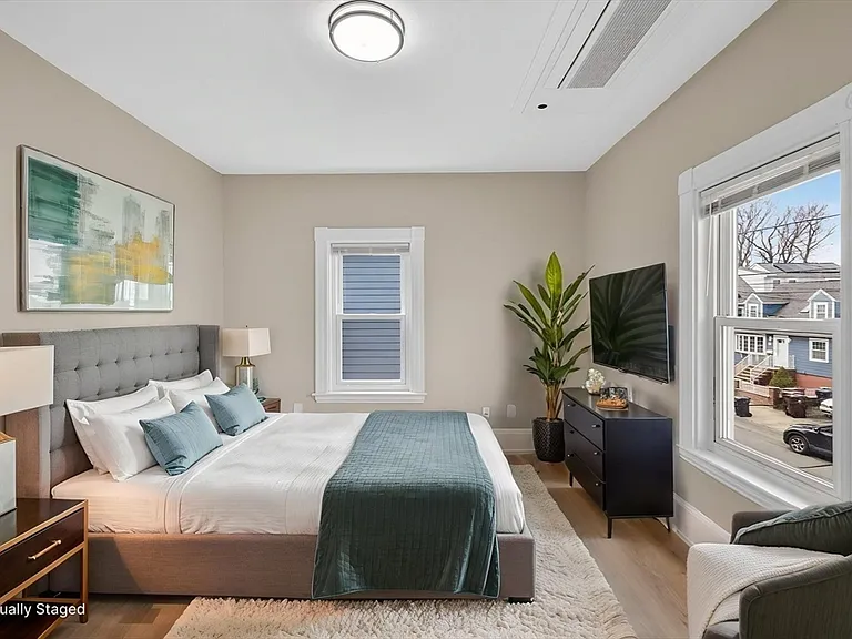 91 Francis St #2 — Photo 11