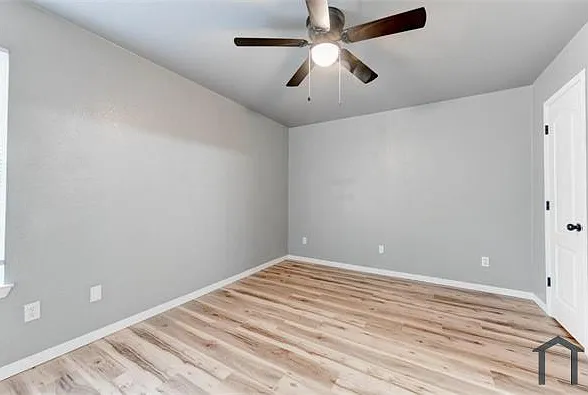 2321 Terrace Dr #D — Photo 21