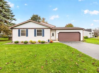 4 Citation Dr, Henrietta, NY 14467