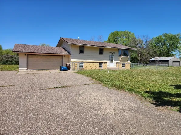 23680 141st Ave N, Rogers, MN 55374