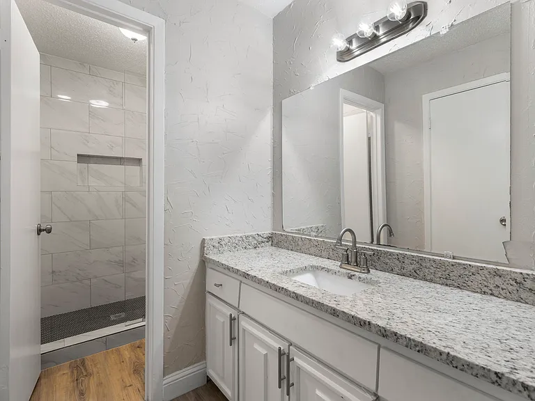 2032 Cedarwood Dr — Photo 15