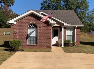 130 Gym Cir, Saltillo, MS 38866