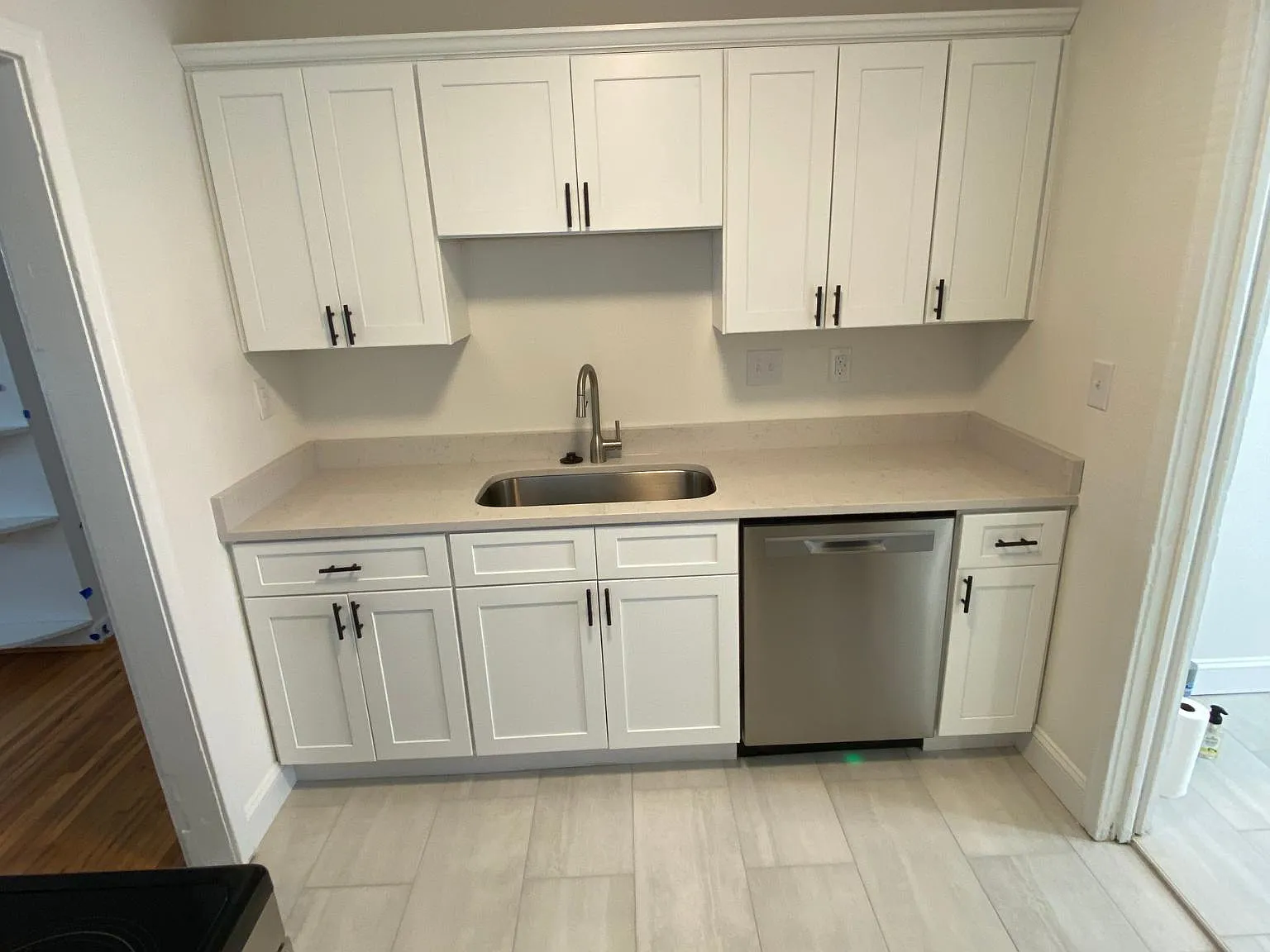 2 bed, 860 sqft, $2,200 — Photo 4