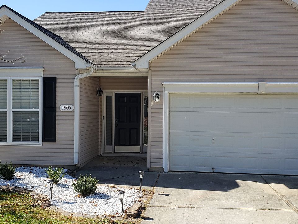 1st image of 1905 Briar Run Dr