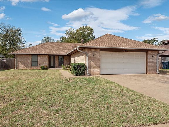 2nd image of 11601 Cedar Valley Dr