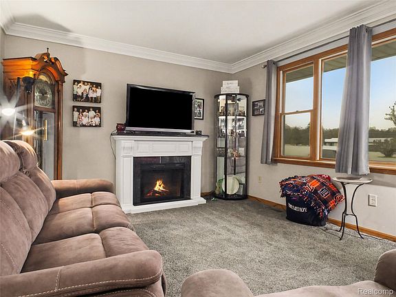 4th image of 5430 W Frances Rd