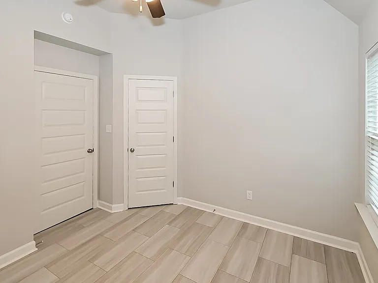 8105 Aiden Rd — Photo 11