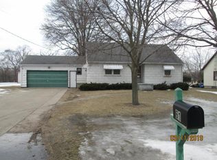 61 Anton St, Sebewaing, MI 48759
