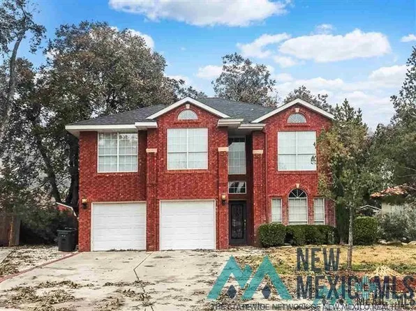 302 Farrell Dr, Carlsbad, NM 88220