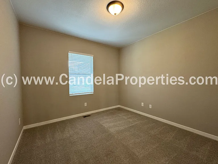 7618 Red River Way — Photo 30