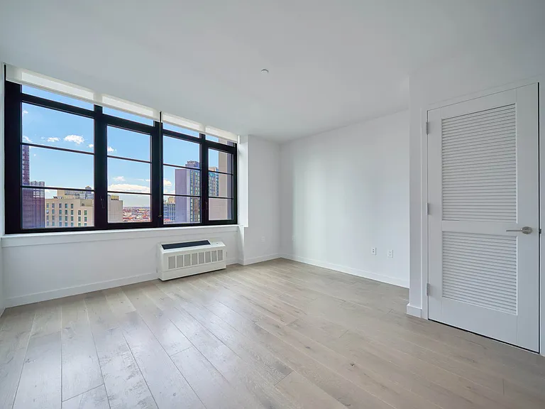 1 Flatbush Ave #915 — Photo 4