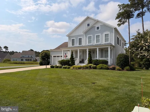 10001 Flotilla Ln, Berlin, MD 21811