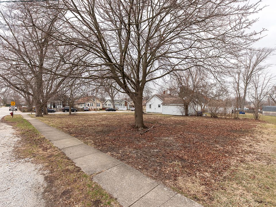 2nd image of 19519 Midland Ave