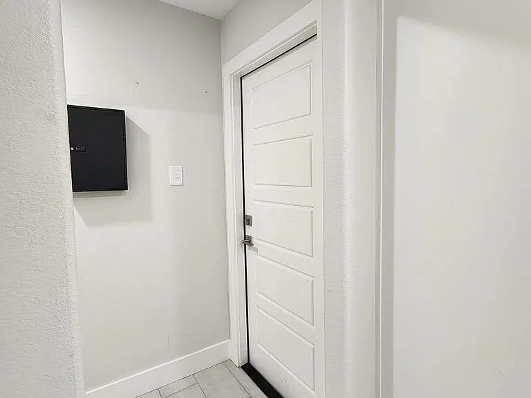 3300 Durant Dr — Photo 11