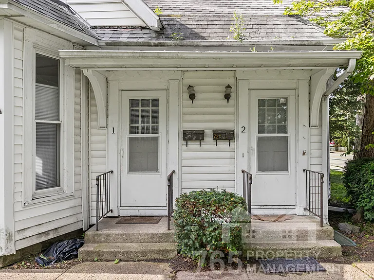 720 S Union St #1 — Photo 2