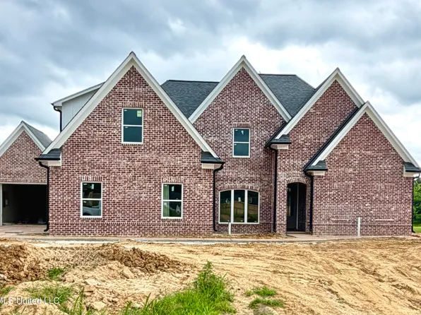 4365 Edison Dr, Nesbit, MS 38651