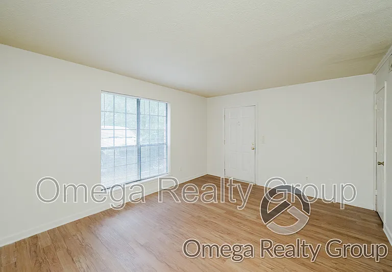 1801 Carson Rd #1 — Photo 6