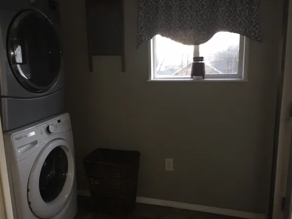 222 Boyd St, Wall, PA 15148