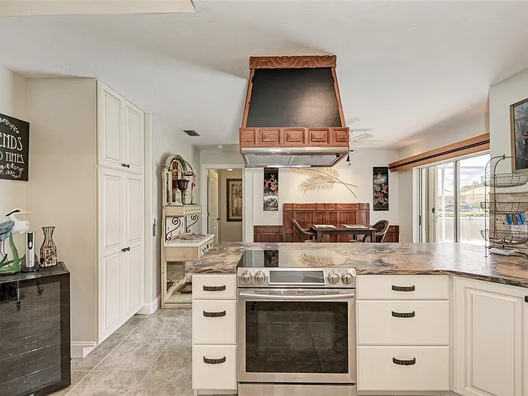 3126 Meadow Run Dr — Photo 20