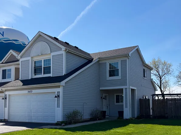 1433 Timber Ln, South Elgin, IL 60177
