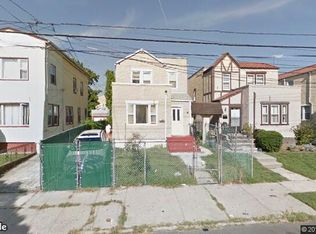 13814 233rd St, Rosedale, NY 11422