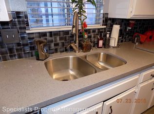 3086 S Pecos Rd, Las Vegas, NV 89121