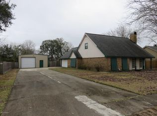 102 Devereux Dr, Lafayette, LA 70503