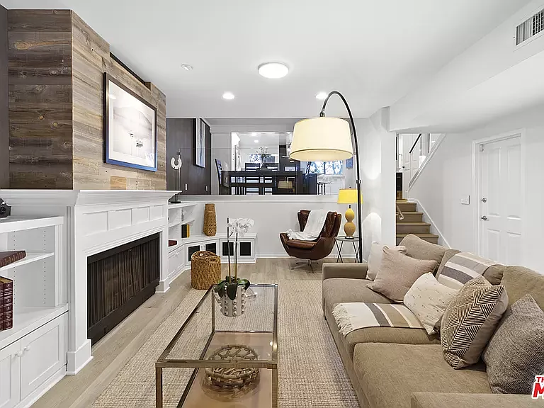 4738 S La Villa Marina — Photo 4