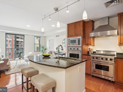7710 Woodmont Ave APT 906, Bethesda, MD, 20814