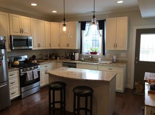 637 Orleans Pl NE, Washington, DC 20002