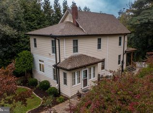 917 Easton Rd, Riegelsville, PA 18077