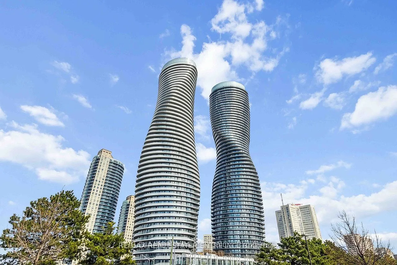2 bed, $2,400 — Photo 1