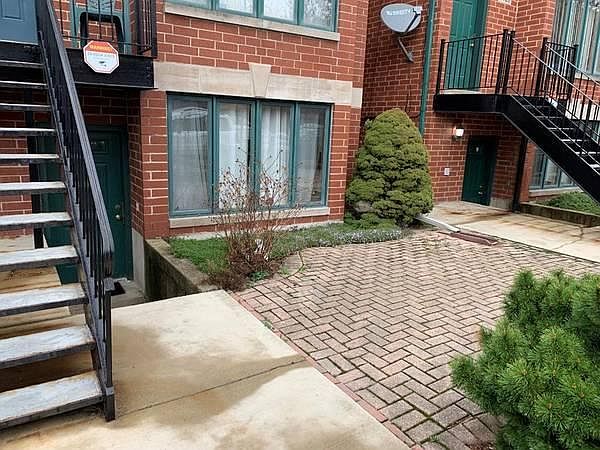 1st image of 2422 W Taylor St #1