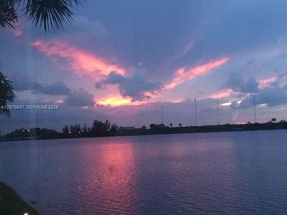 3rd image of 1175 NE Miami Gardens Dr APT 208